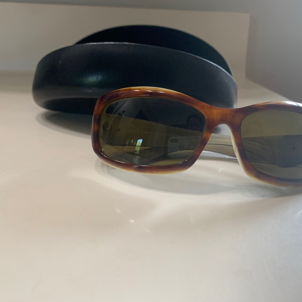 Women’s sunglasses